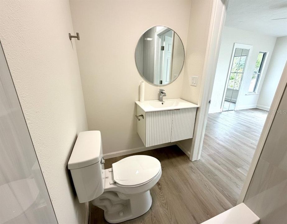 For Sale: $635,000 (3 beds, 2 baths, 1168 Square Feet)