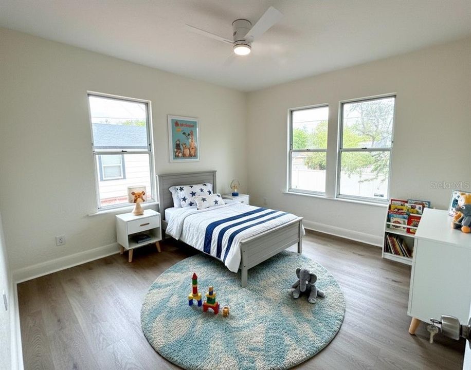 For Sale: $635,000 (3 beds, 2 baths, 1168 Square Feet)