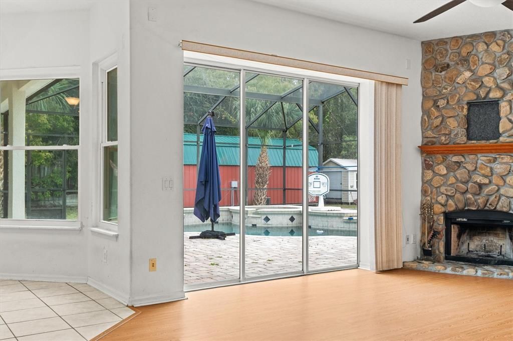 На продажу: $799,998 (5 спален, 4 ванн, 2938 Квадратных фут)