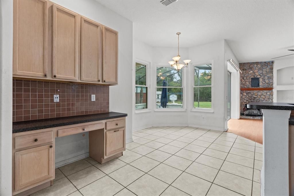 На продажу: $799,998 (5 спален, 4 ванн, 2938 Квадратных фут)