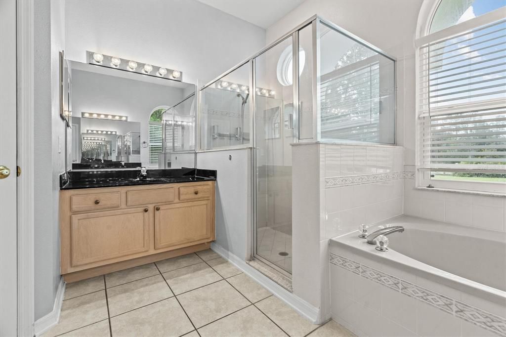 На продажу: $799,998 (5 спален, 4 ванн, 2938 Квадратных фут)