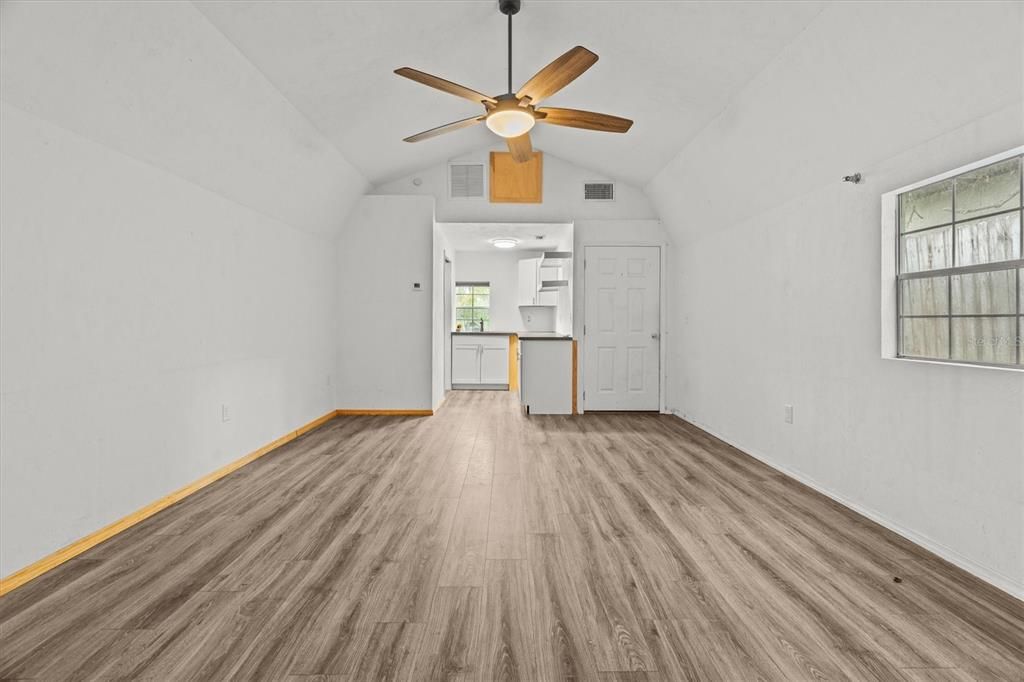 На продажу: $799,998 (5 спален, 4 ванн, 2938 Квадратных фут)