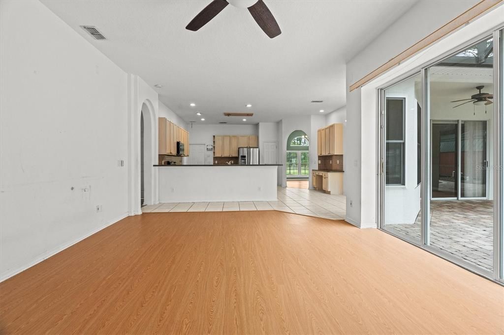 На продажу: $799,998 (5 спален, 4 ванн, 2938 Квадратных фут)