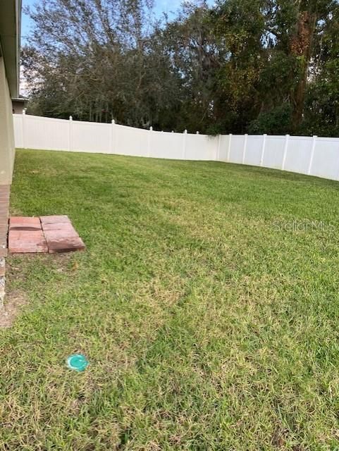 出租: $2,700 (4 贝兹, 3 浴室, 2205 平方英尺)