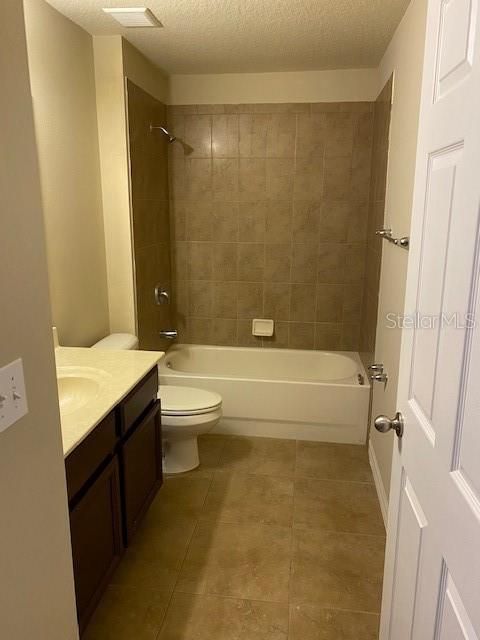 出租: $2,700 (4 贝兹, 3 浴室, 2205 平方英尺)