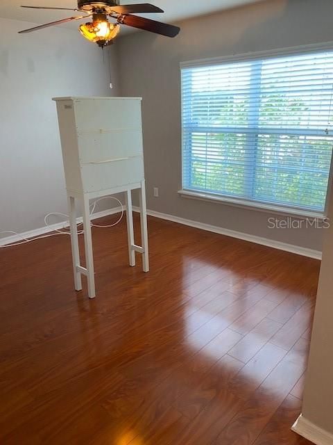 出租: $2,700 (4 贝兹, 3 浴室, 2205 平方英尺)