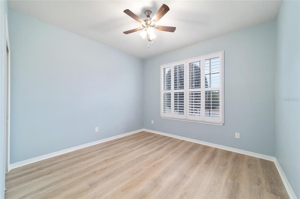 待售: $389,900 (2 贝兹, 2 浴室, 1676 平方英尺)