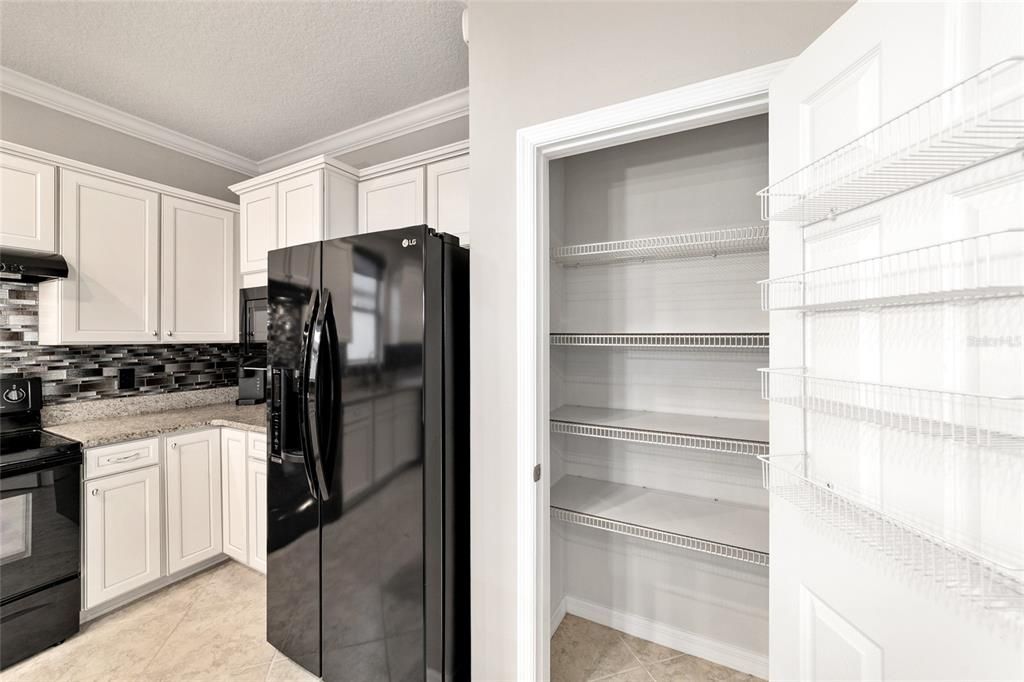 待售: $389,900 (2 贝兹, 2 浴室, 1676 平方英尺)