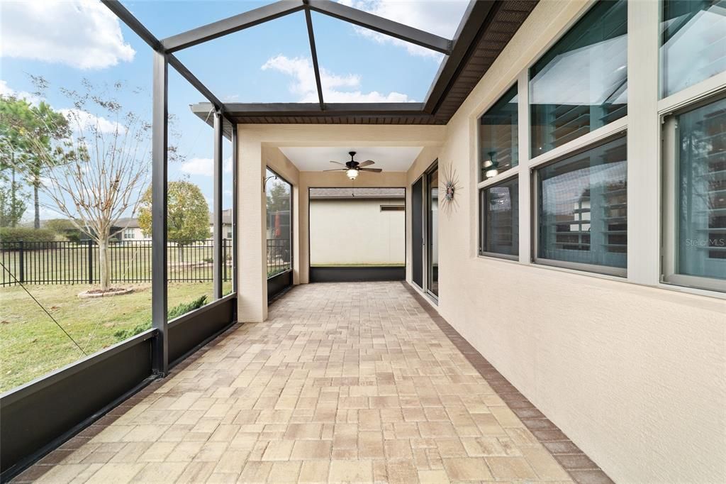 待售: $389,900 (2 贝兹, 2 浴室, 1676 平方英尺)