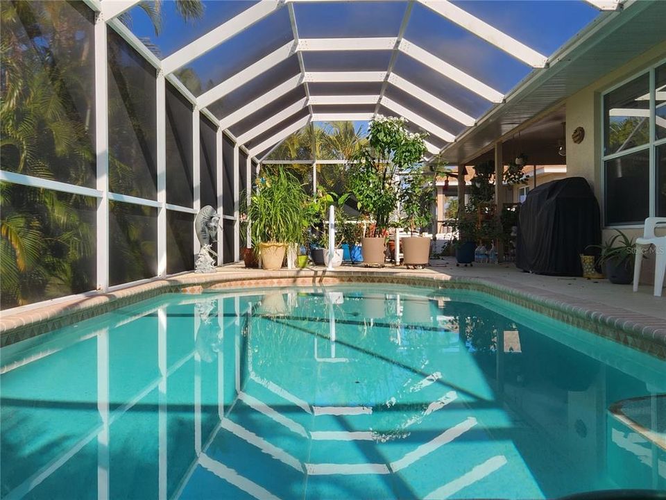 待售: $350,000 (3 贝兹, 2 浴室, 1991 平方英尺)