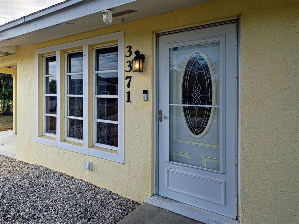 На продажу: $215,000 (2 спален, 2 ванн, 1101 Квадратных фут)