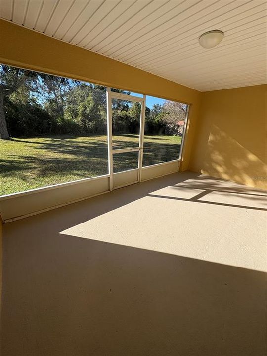 For Rent: $1,500 (3 beds, 2 baths, 1257 Square Feet)