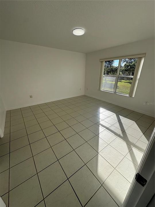 For Rent: $1,500 (3 beds, 2 baths, 1257 Square Feet)