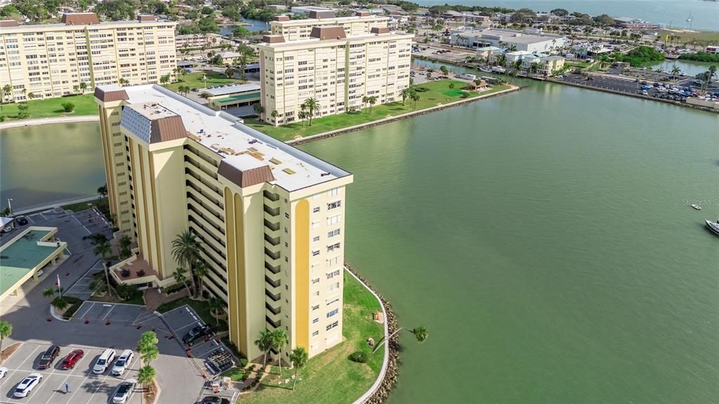 出租: $2,500 (2 贝兹, 2 浴室, 1050 平方英尺)