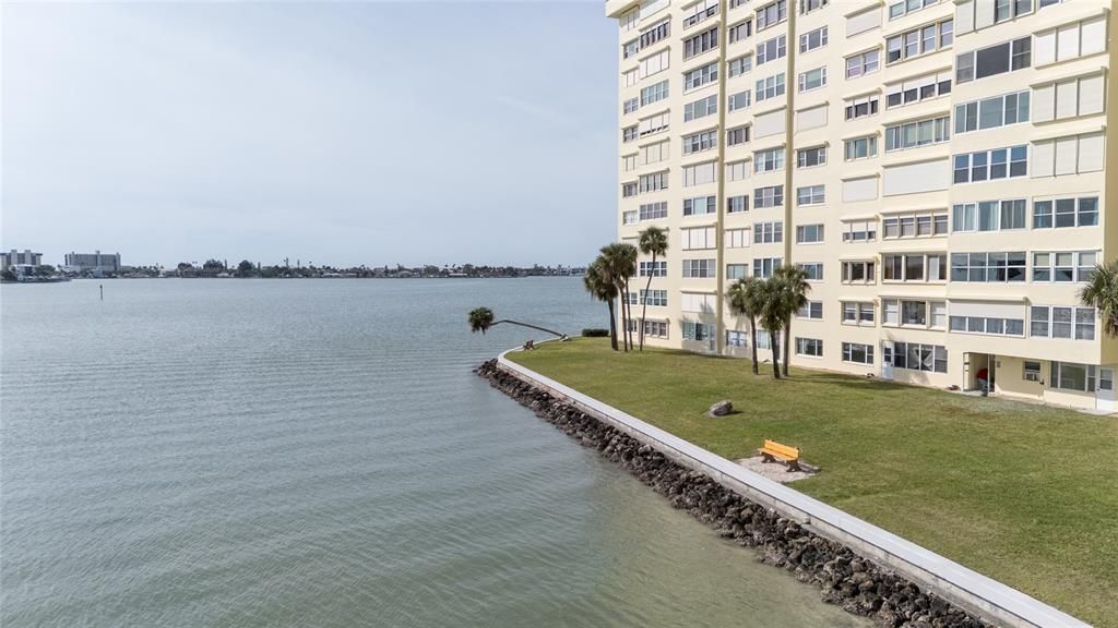 出租: $2,500 (2 贝兹, 2 浴室, 1050 平方英尺)