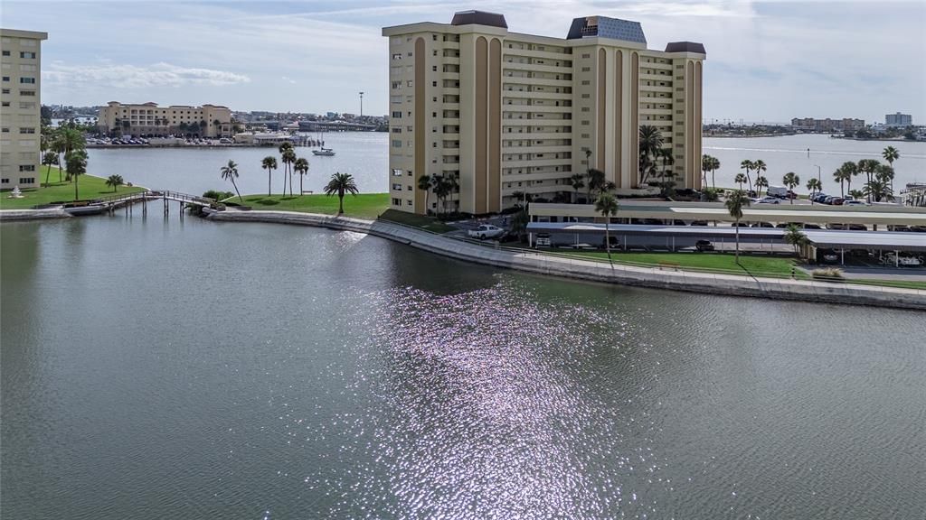 出租: $2,500 (2 贝兹, 2 浴室, 1050 平方英尺)