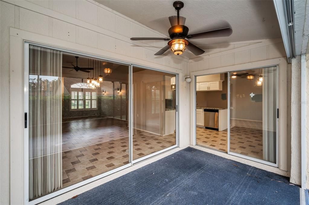 На продажу: $329,900 (2 спален, 2 ванн, 1549 Квадратных фут)