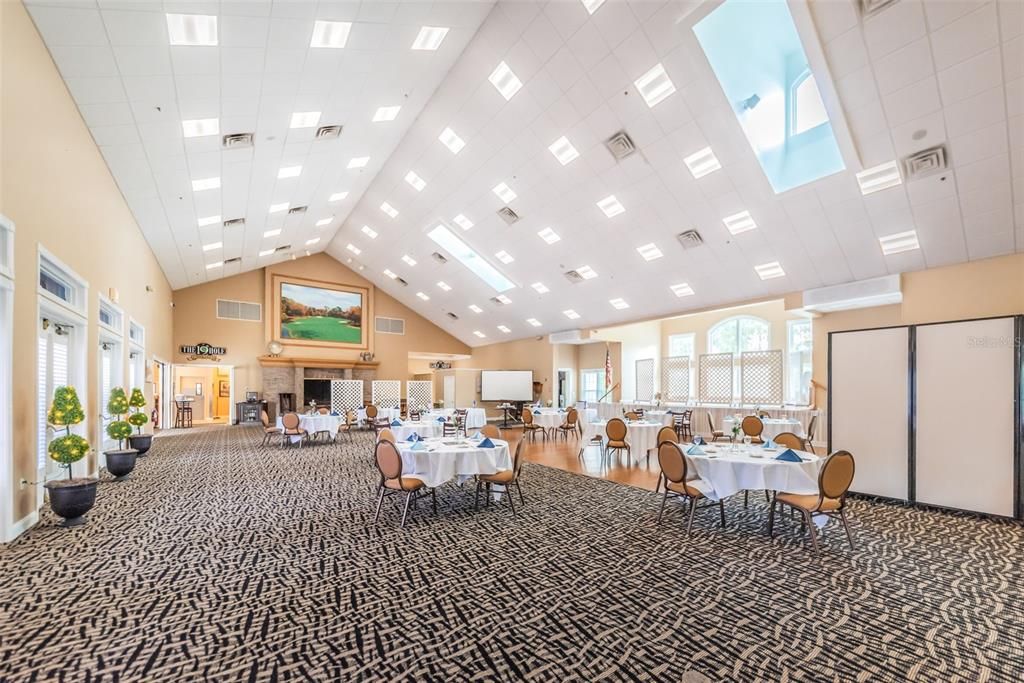 На продажу: $329,900 (2 спален, 2 ванн, 1549 Квадратных фут)