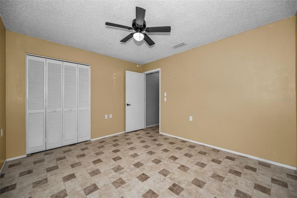 На продажу: $329,900 (2 спален, 2 ванн, 1549 Квадратных фут)