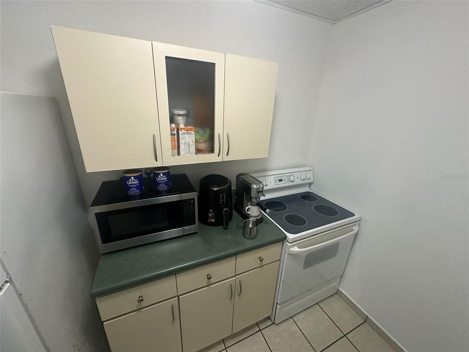 En Renta: $1,000 (1 camas, 1 baños, 302 Pies cuadrados)