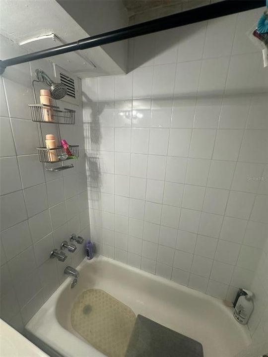 En Renta: $1,000 (1 camas, 1 baños, 302 Pies cuadrados)