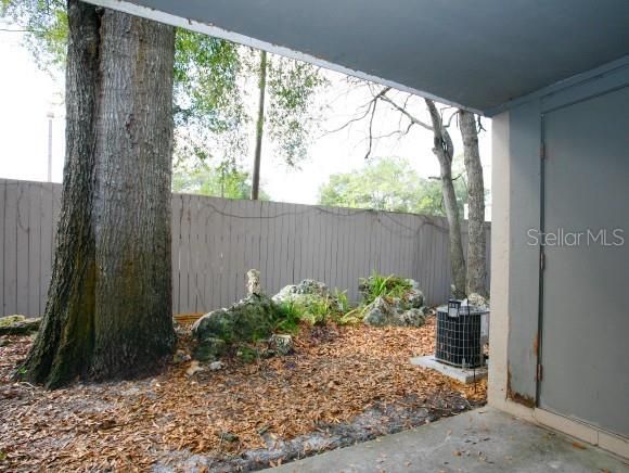 For Rent: $1,250 (2 beds, 2 baths, 1070 Square Feet)