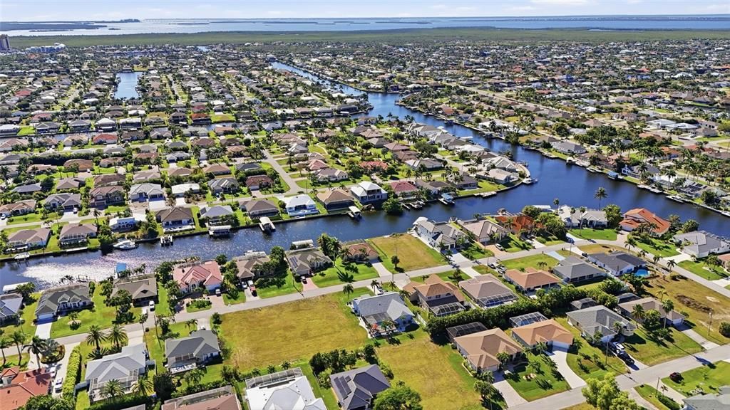 En Venta: $495,000 (0.23 acres)