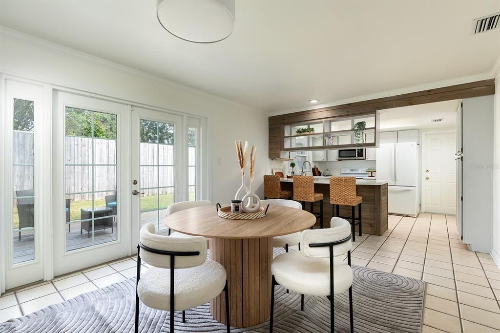 En Venta: $468,900 (3 camas, 2 baños, 1629 Pies cuadrados)