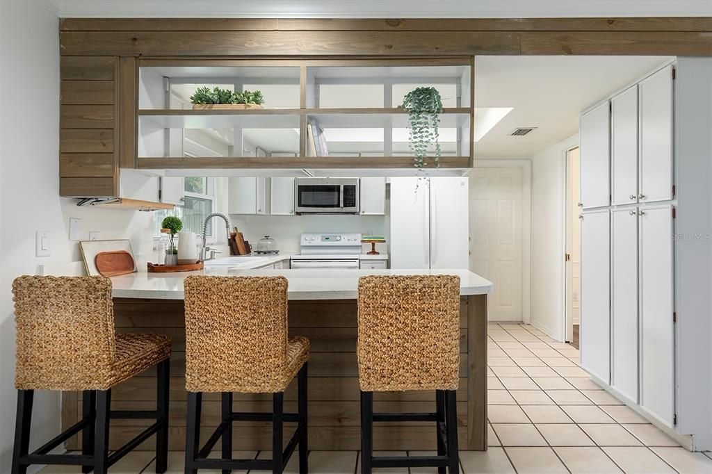 En Venta: $468,900 (3 camas, 2 baños, 1629 Pies cuadrados)