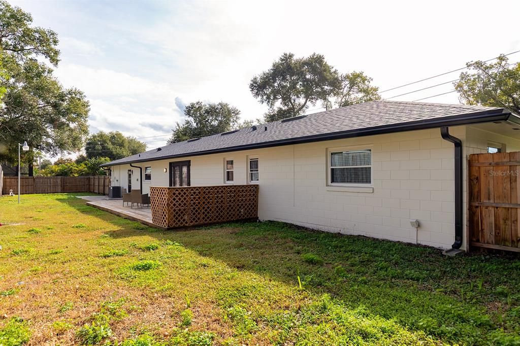 En Venta: $468,900 (3 camas, 2 baños, 1629 Pies cuadrados)