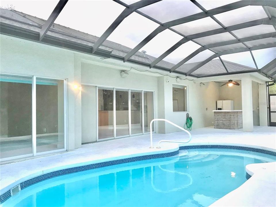 待售: $445,000 (4 贝兹, 2 浴室, 1763 平方英尺)