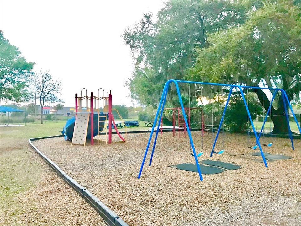 待售: $445,000 (4 贝兹, 2 浴室, 1763 平方英尺)