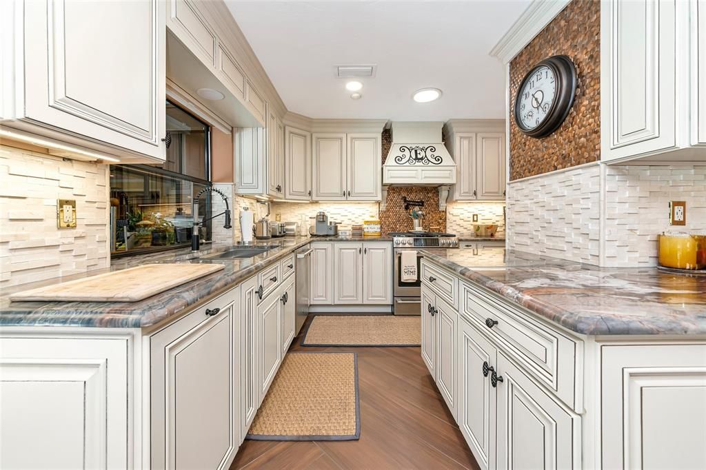 На продажу: $750,000 (4 спален, 4 ванн, 3023 Квадратных фут)