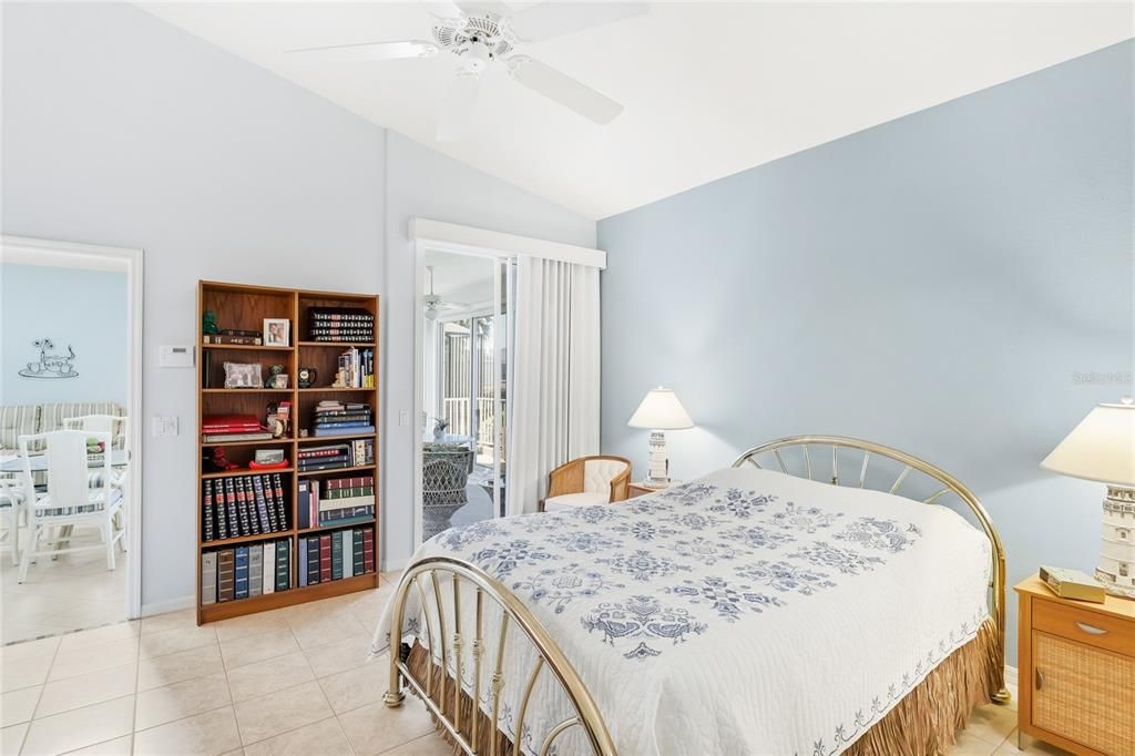 En Venta: $649,900 (3 camas, 2 baños, 1856 Pies cuadrados)