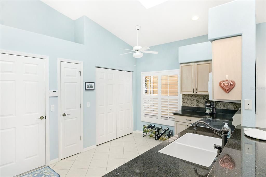 En Venta: $649,900 (3 camas, 2 baños, 1856 Pies cuadrados)