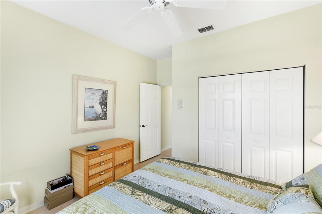 En Venta: $649,900 (3 camas, 2 baños, 1856 Pies cuadrados)