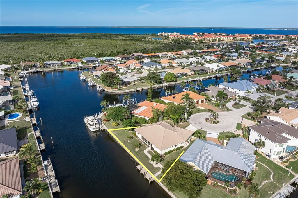 На продажу: $636,000 (3 спален, 2 ванн, 2469 Квадратных фут)