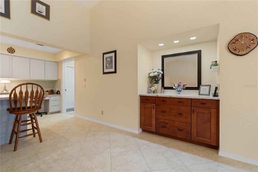 На продажу: $636,000 (3 спален, 2 ванн, 2469 Квадратных фут)