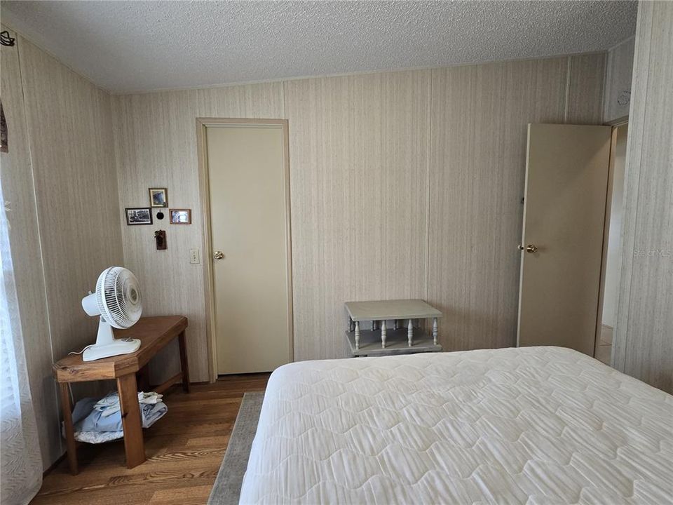 For Sale: $152,500 (2 beds, 2 baths, 1254 Square Feet)