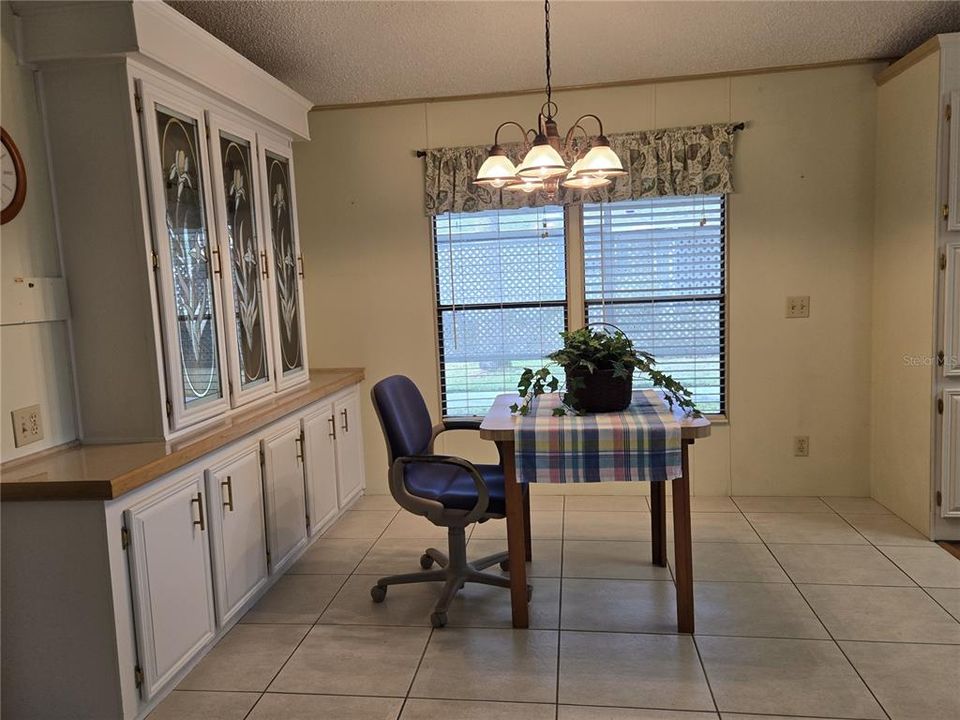 For Sale: $152,500 (2 beds, 2 baths, 1254 Square Feet)