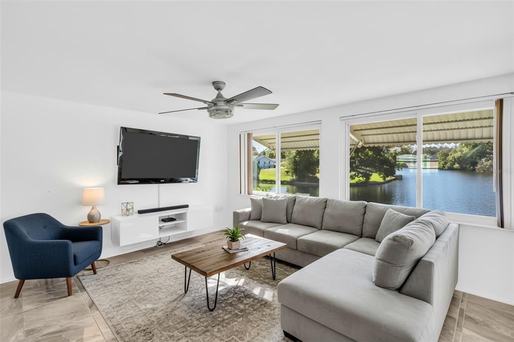 待售: $315,000 (2 贝兹, 2 浴室, 1312 平方英尺)