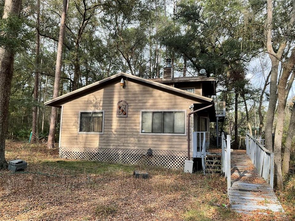 На продажу: $150,000 (2 спален, 2 ванн, 1352 Квадратных фут)