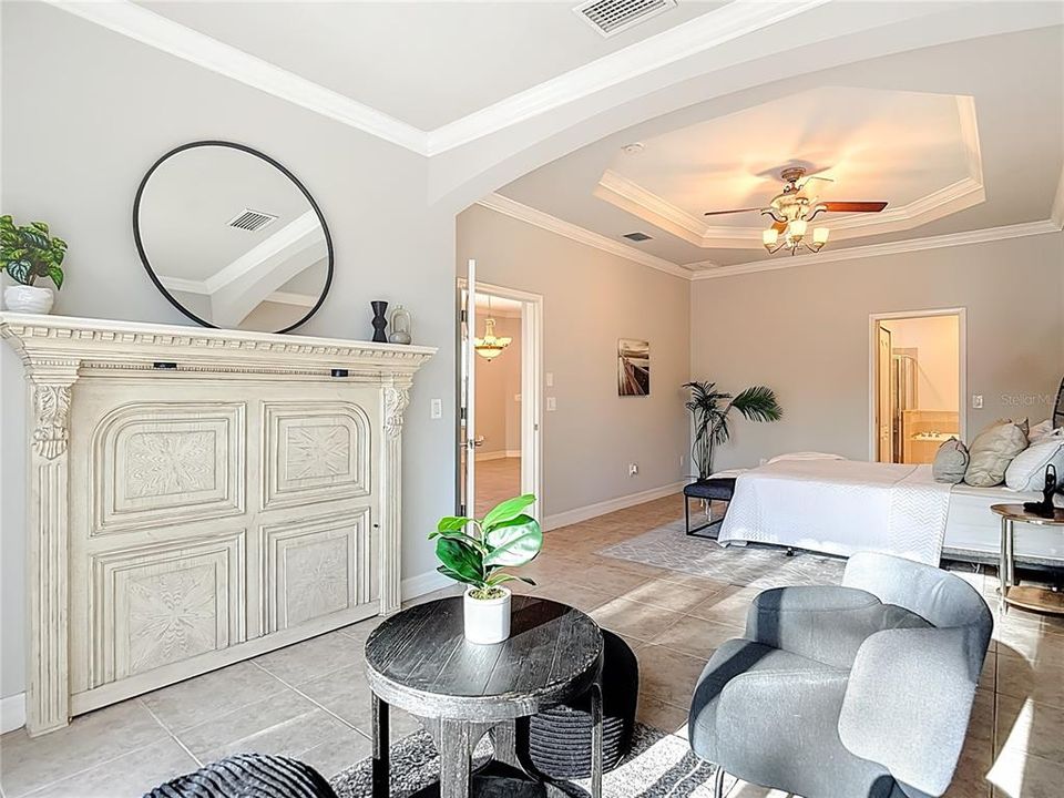 En Venta: $369,000 (3 camas, 2 baños, 1964 Pies cuadrados)