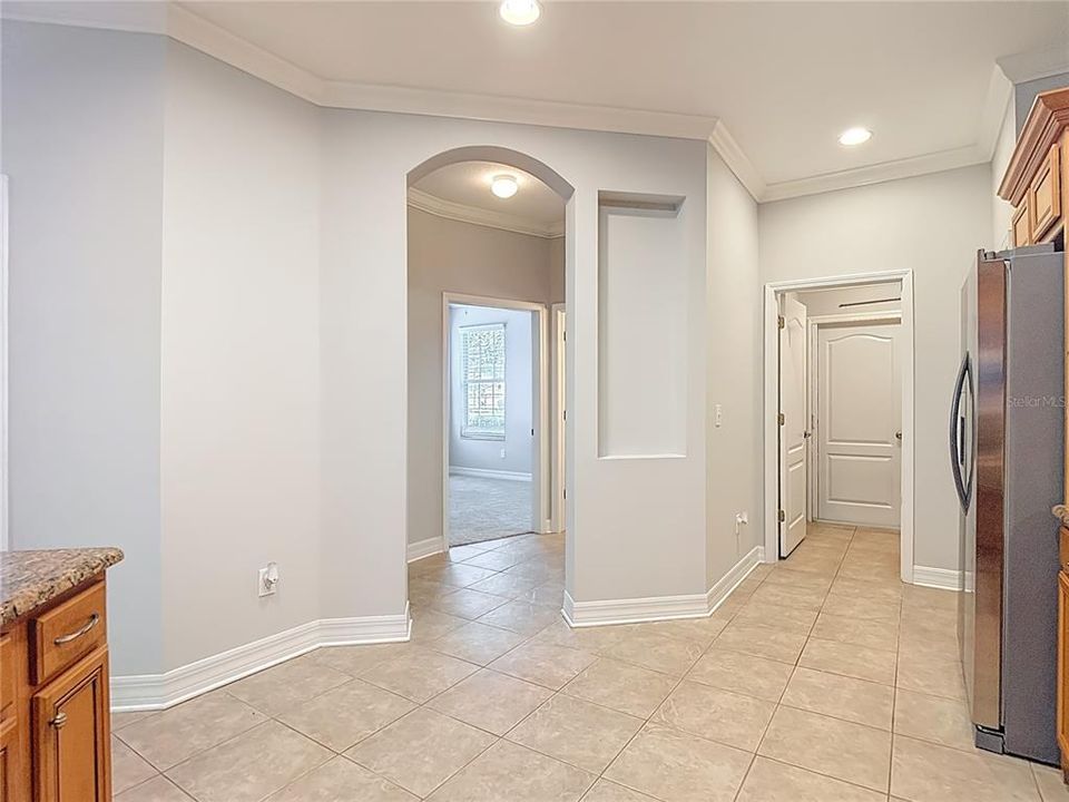 En Venta: $369,000 (3 camas, 2 baños, 1964 Pies cuadrados)