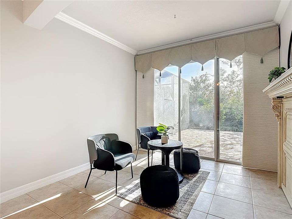 En Venta: $369,000 (3 camas, 2 baños, 1964 Pies cuadrados)