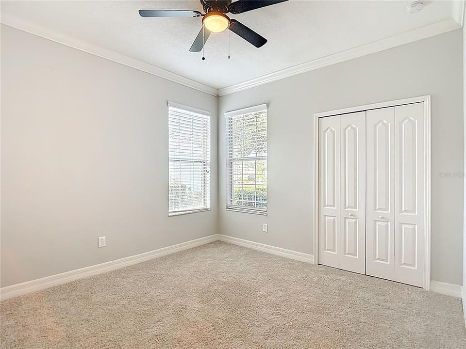 En Venta: $369,000 (3 camas, 2 baños, 1964 Pies cuadrados)