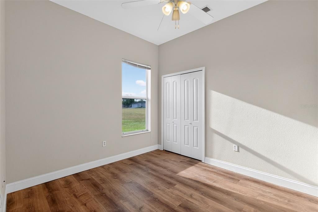 待售: $450,000 (4 贝兹, 3 浴室, 2124 平方英尺)