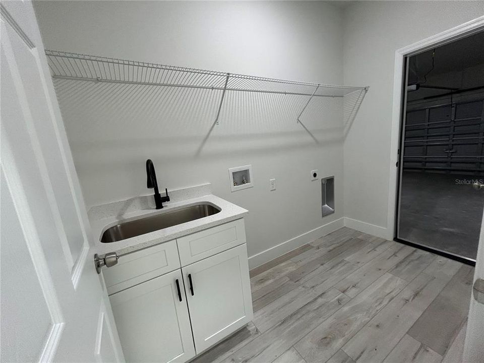 В аренду: $1,950 (3 спален, 2 ванн, 1529 Квадратных фут)