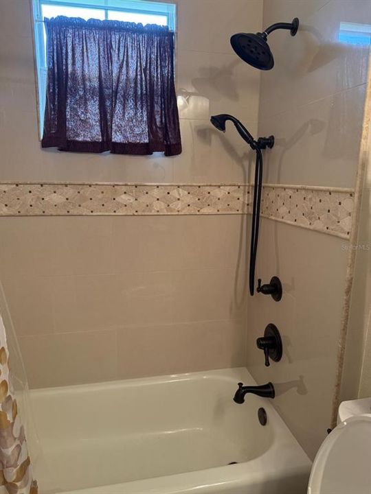 En Venta: $315,000 (3 camas, 2 baños, 1831 Pies cuadrados)