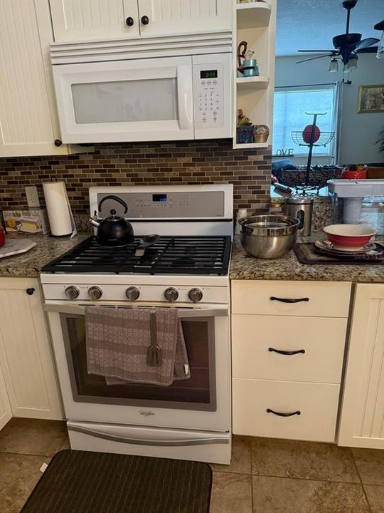 En Venta: $315,000 (3 camas, 2 baños, 1831 Pies cuadrados)